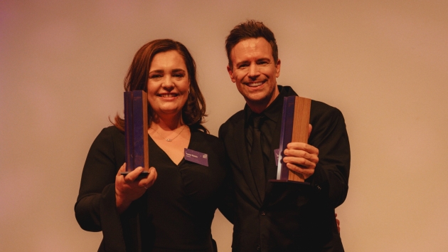Yvonne Wutzler und Thorsten Mühl von Cosnova sind 'CMO of the Year 2025' - Yvonne Wutzler und Thorsten Mühl von Cosnova sind 'CMO of the Year 2025' - Quelle: Serviceplan Group